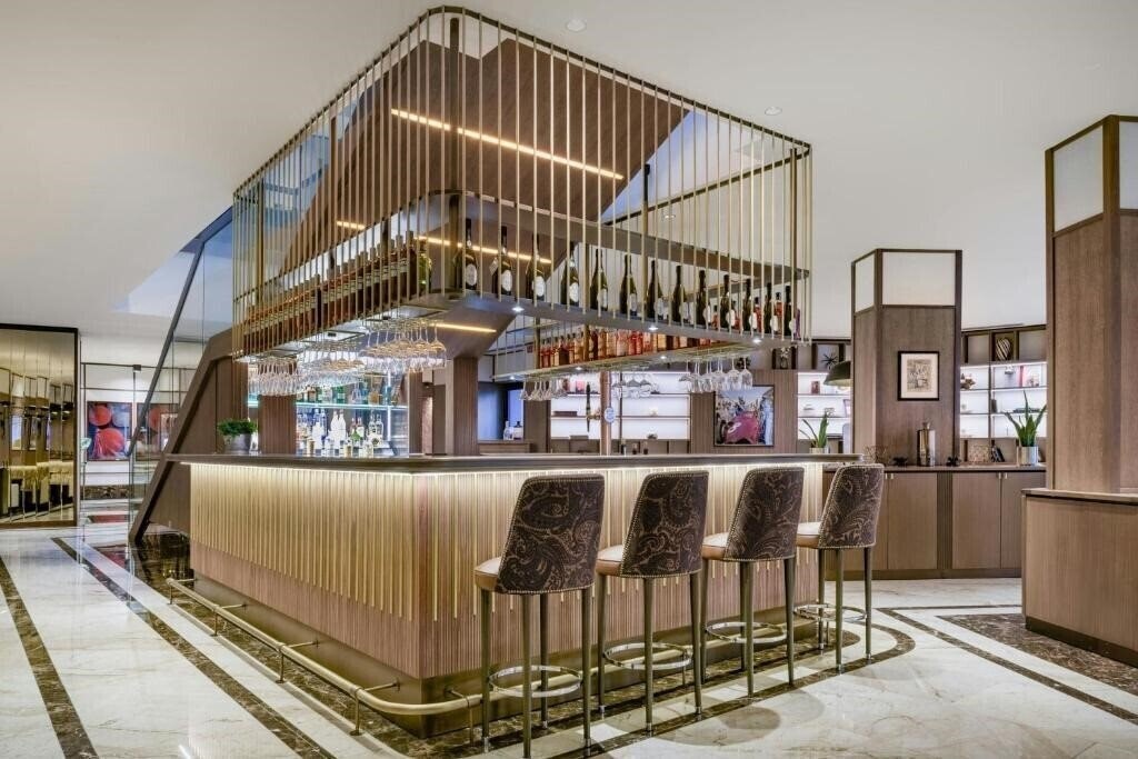 Отель AC Milano by Marriott 4*