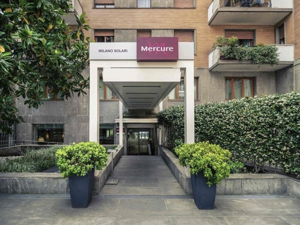 Картинка Mercure Milano Solari 4*