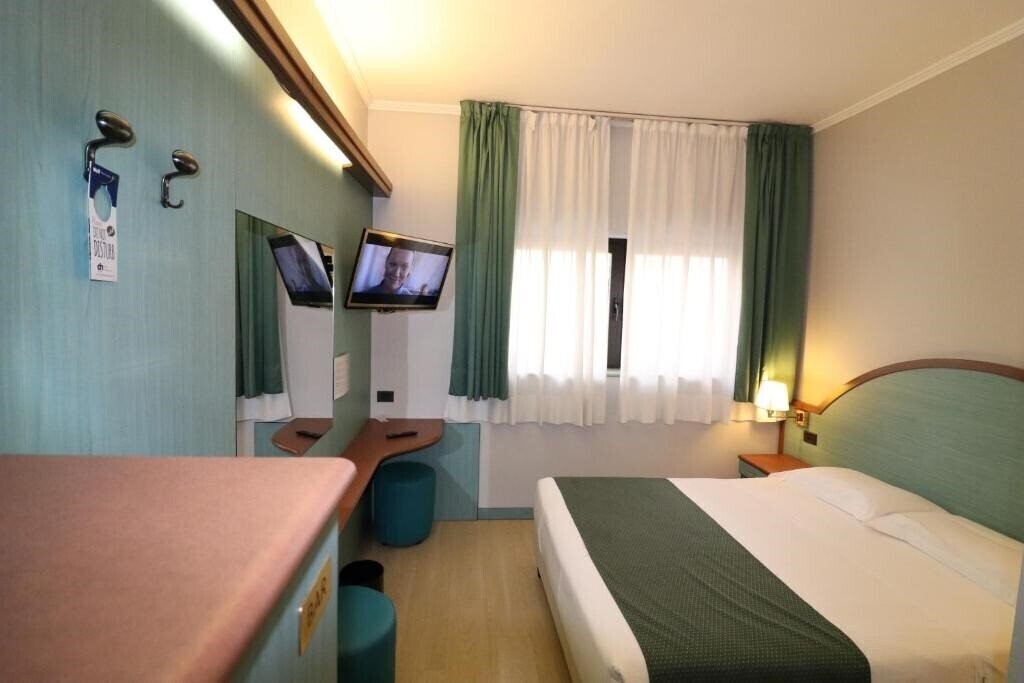 Фото Hotel Domenichino 3*
