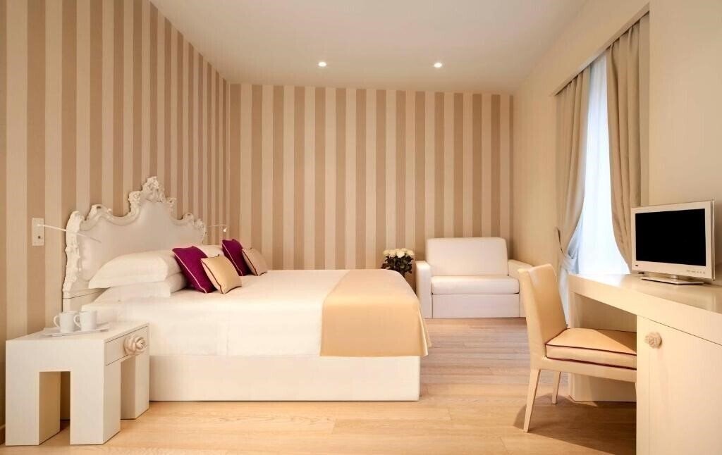Готель Rooms Milano Duomo 3*