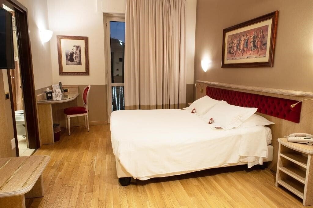 Отель Santa Barbara 3*
