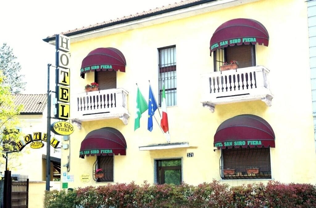 Отель Hotel San Siro Fiera 2*