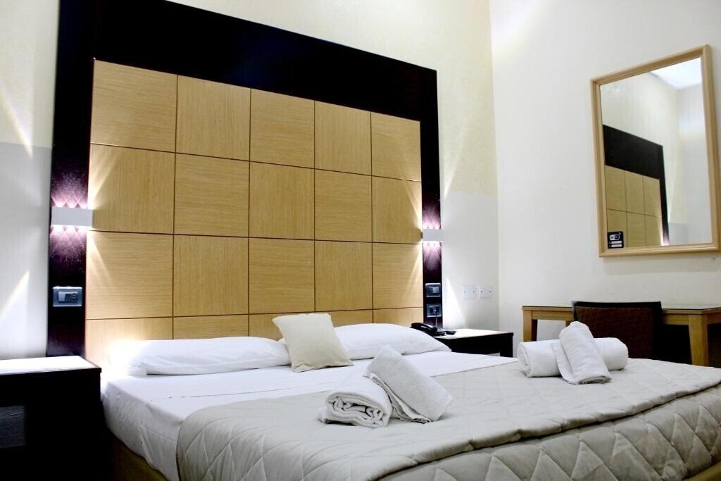 Изображение Hotel Fiorella Milano 3*
