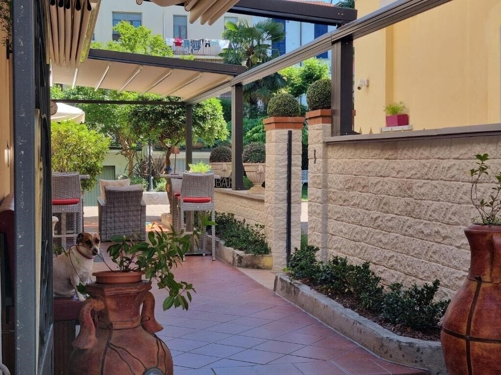 Фотография Charly Hotel 3*