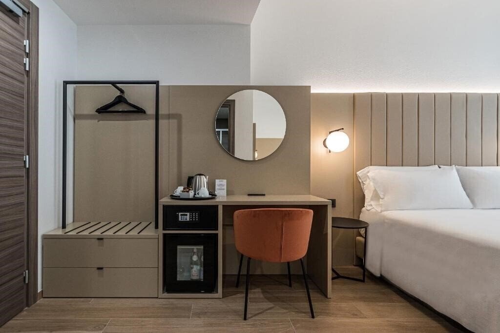 Отель BB Hotels Smarthotel Duomo 4*