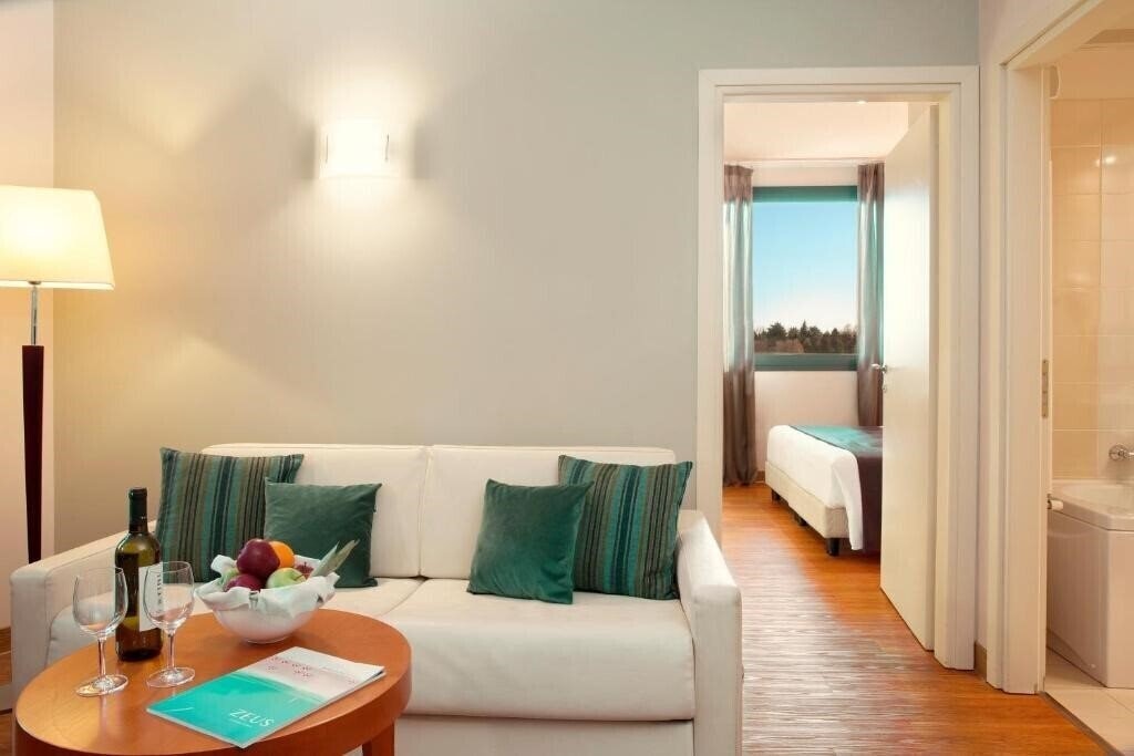 Фотографія Zeus Essence Dolce by Wyndham Milan Malpensa 4*
