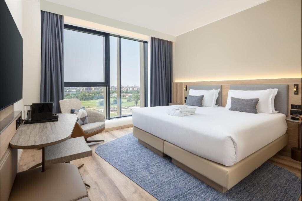 Фото Courtyard by Marriott Milano Linate 4*