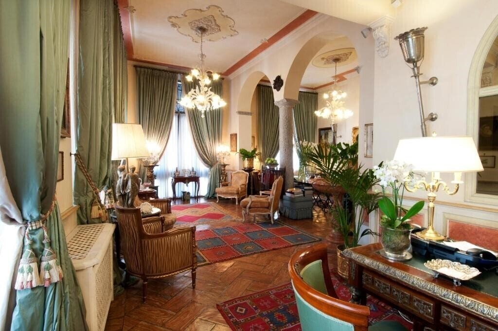 Картинка Petit Palais Hotel De Charme 4*