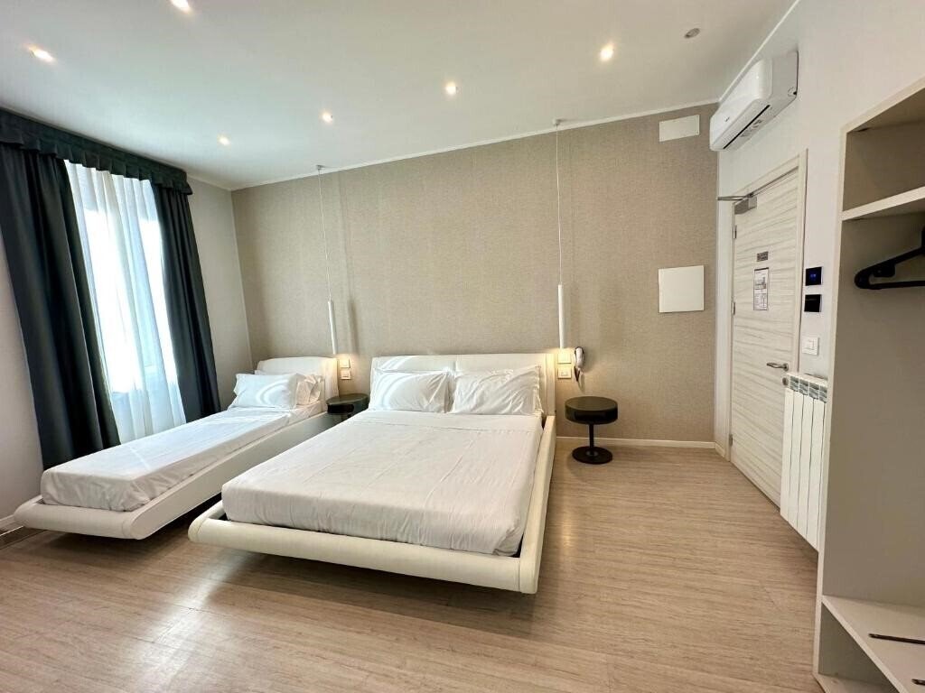Фото Cadorna Luxury Hotel 2*