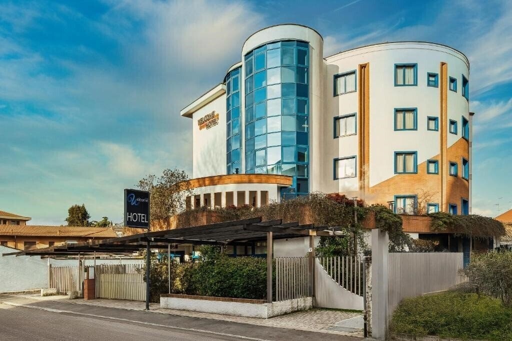 Готель Welcome Hotel Legnano 4*