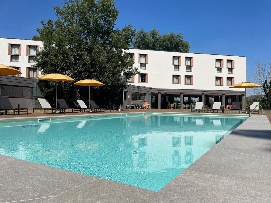 Отель Belstay Milano Linate 4*
