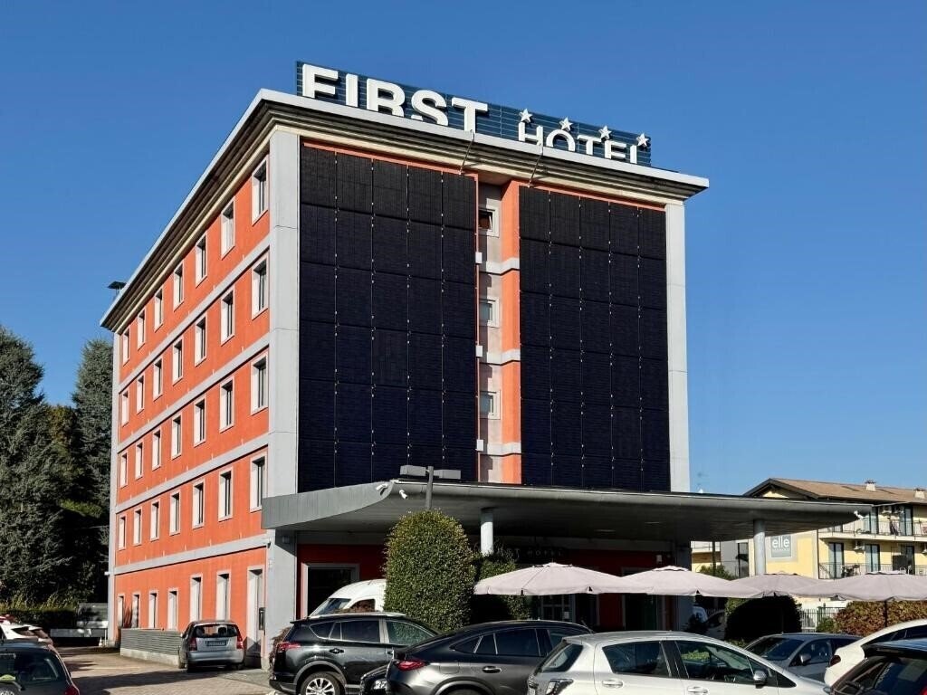 Готель First Hotel Malpensa 4*