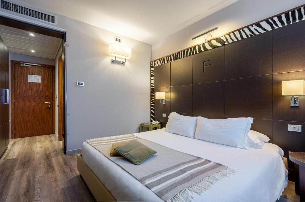 Фото First Hotel Malpensa 4*