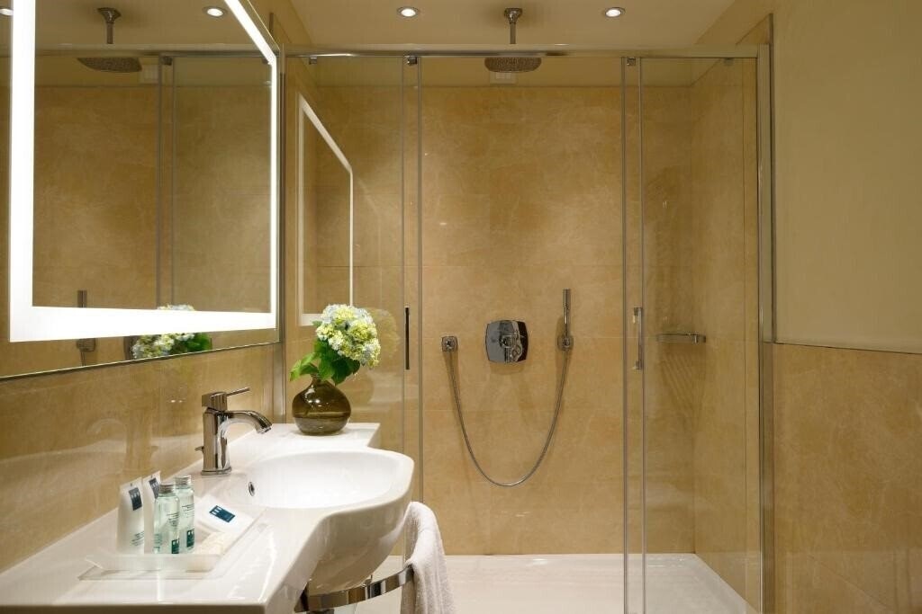 Фотографія UNA Hotel Century 4*