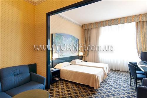 Готель Ambasciatori 4*