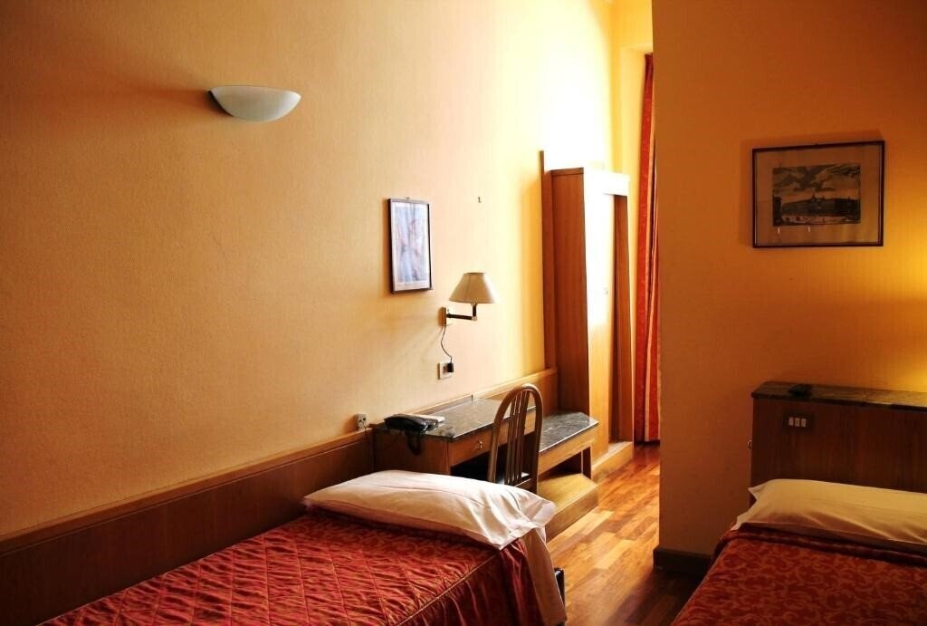 Картинка Vecchia Milano 3*