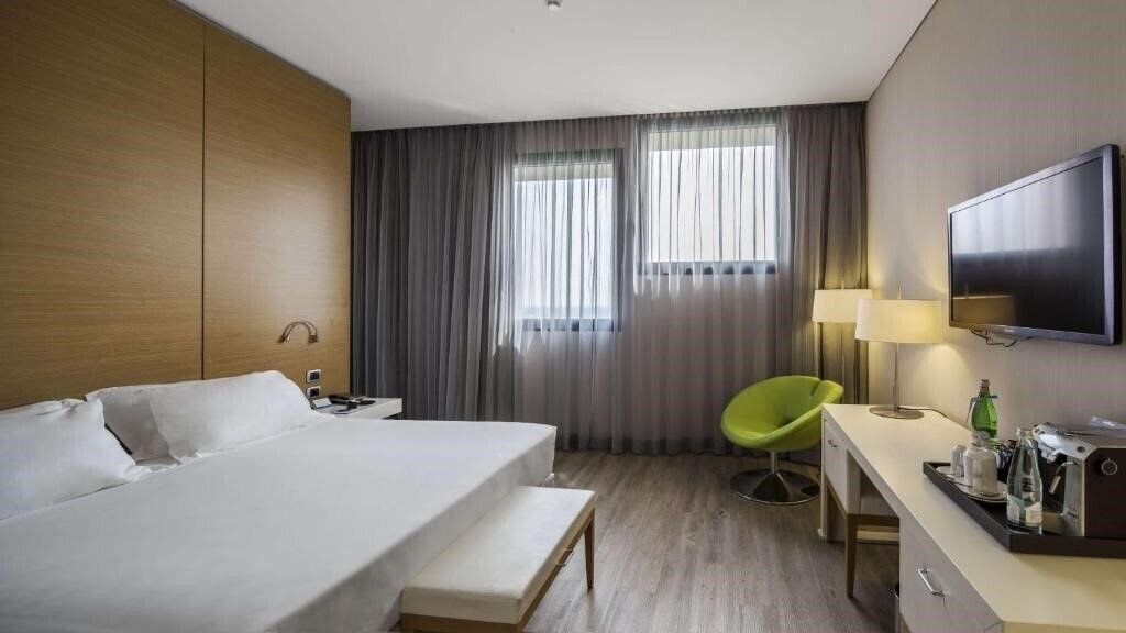Фотография Nh Milano Fiera 4*