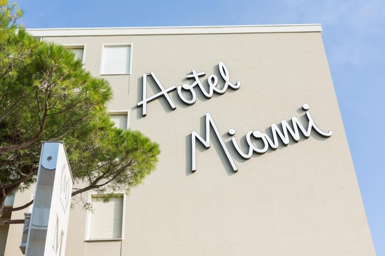 Фото Color Miami Beach Family Hotel 4*