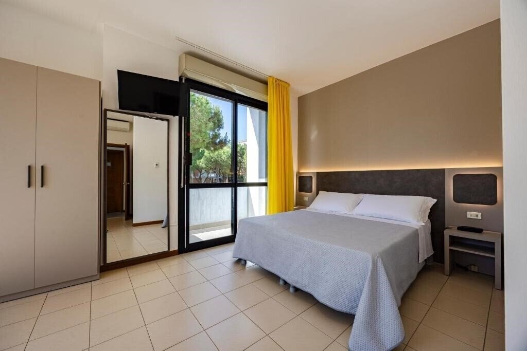 Фото Color Bay Village Milano Marittima 4*