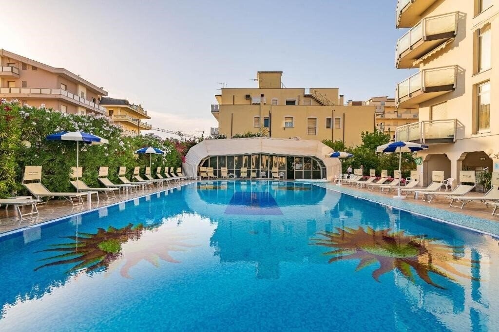 Зображення Hotel Universal (Cervia) 4*
