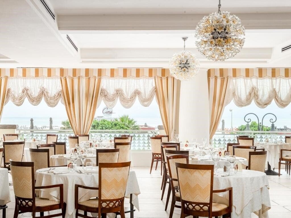 Картинка Hotel Universal (Cervia) 4*
