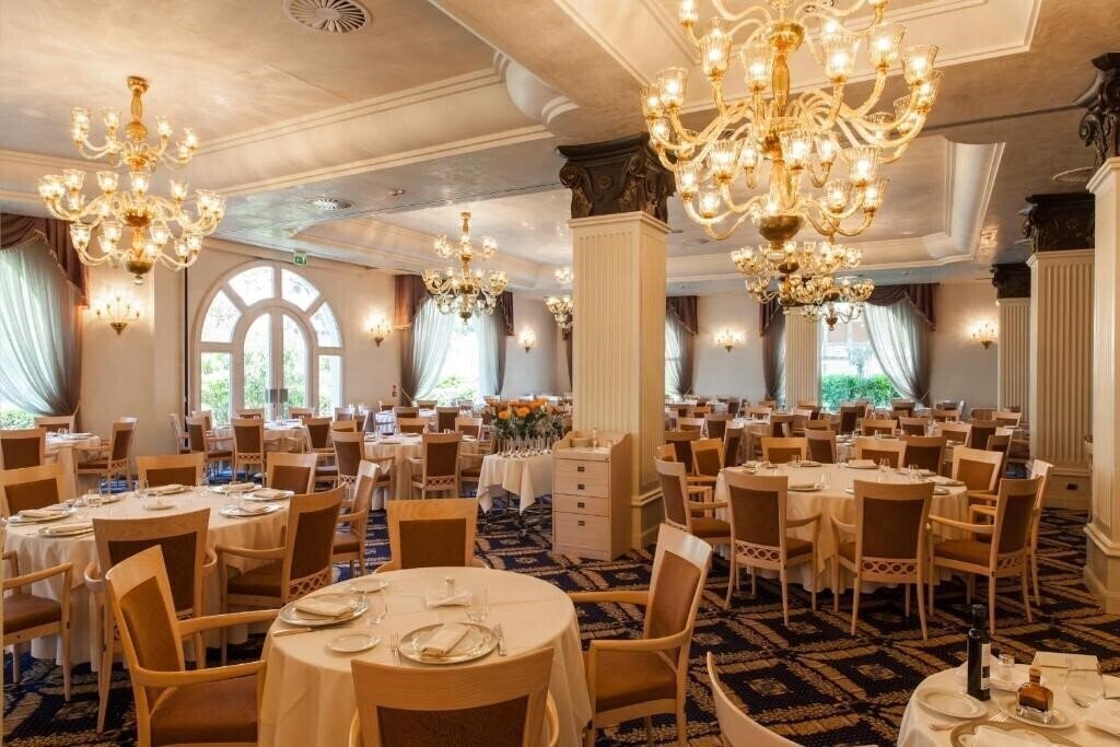 Картинка Hotel Palace 5*