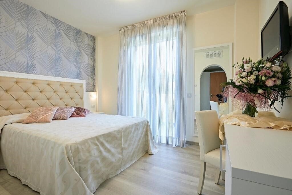 Фото Athena Cervia 3*