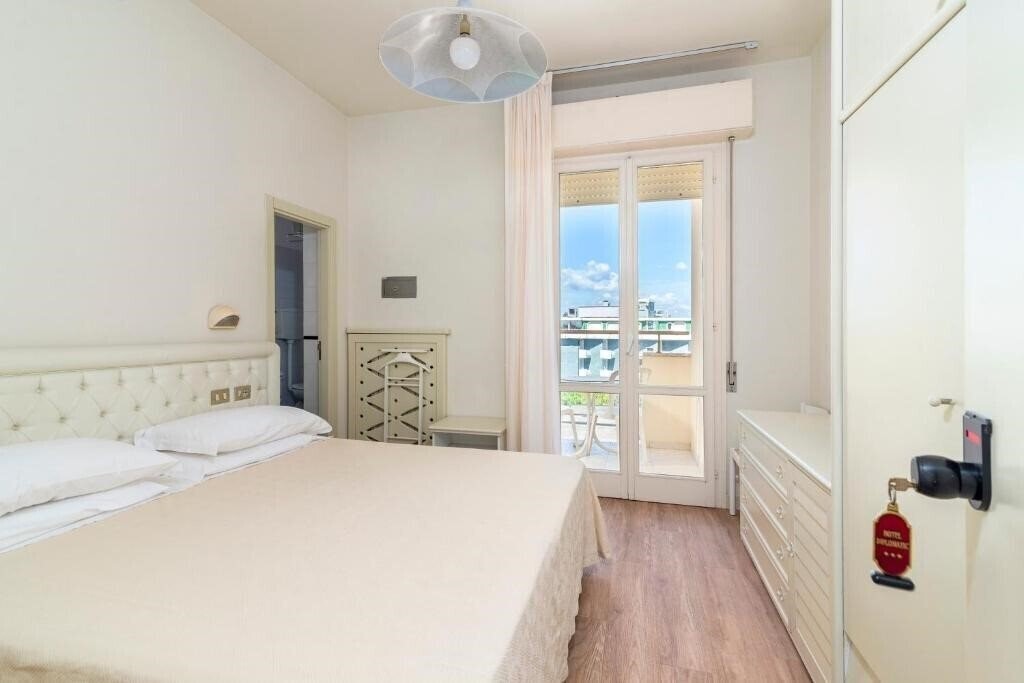 Фото Hotel Diplomatic Cervia 3*