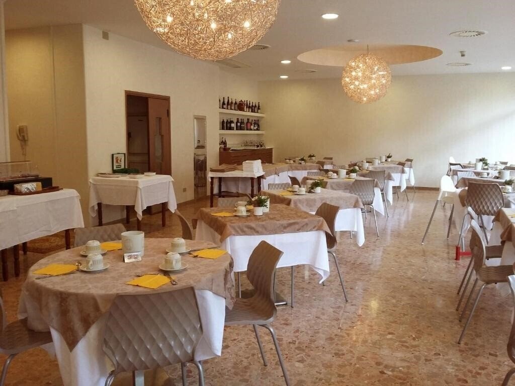 Картинка Condor Hotel 3*