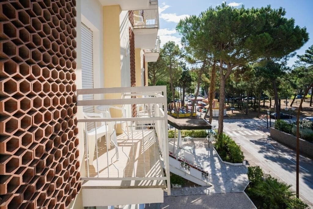 Зображення Happy Hotel 3*