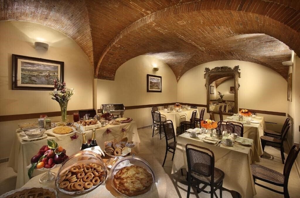 Изображение Grand Hotel Plaza 4*