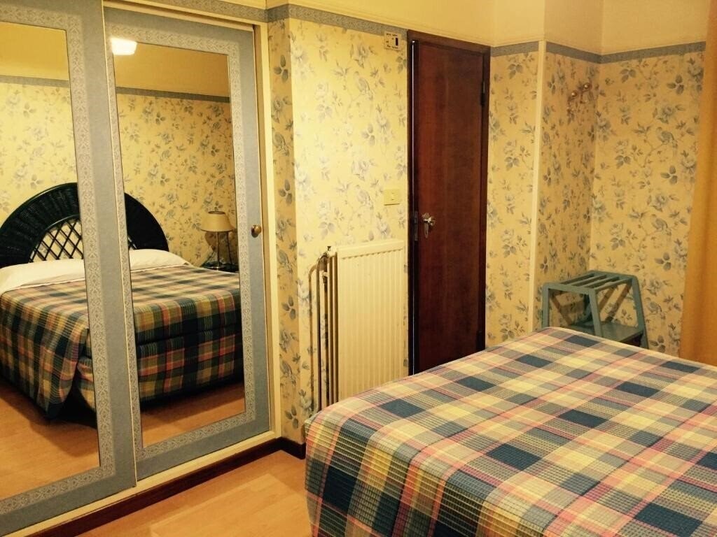 Готель Biondi 4*