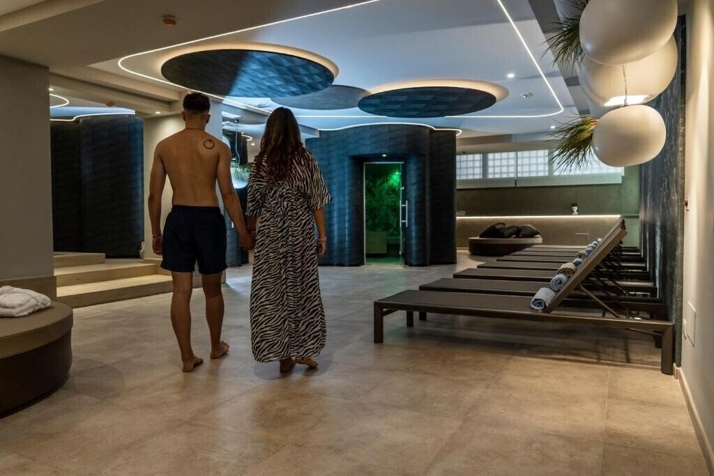 Фотографія Ariston 4*