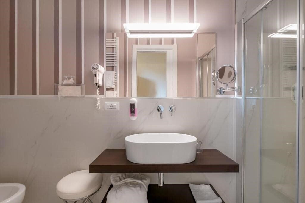 Фотографія Grand Hotel Tettuccio 4*