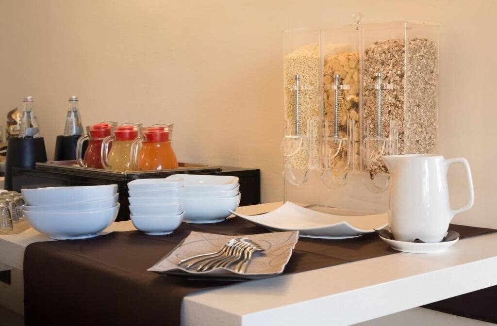 Фото Hotel Montebello 3*