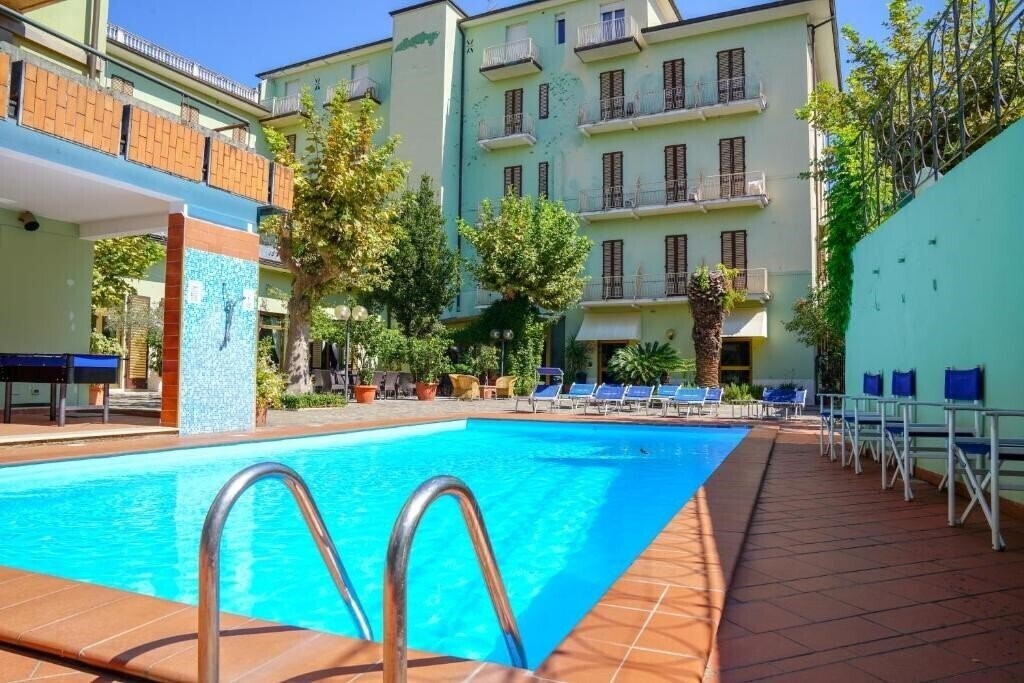 Отель Hotel Cappelli 3*