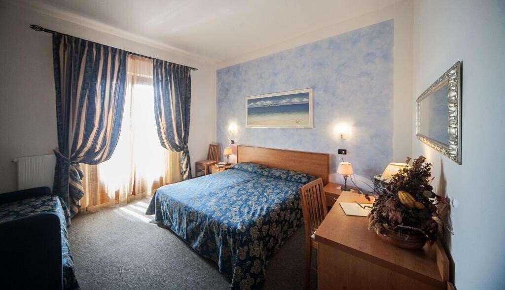 Изображение Albergo Suisse Bellevue 3*
