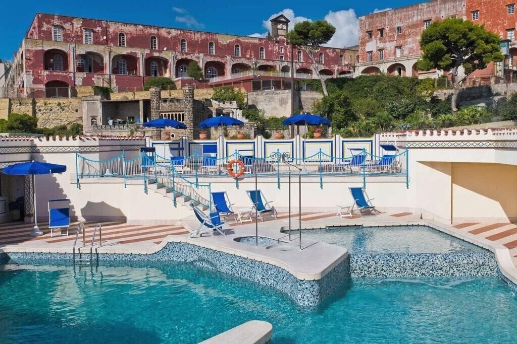 Фото Royal Continental 4*