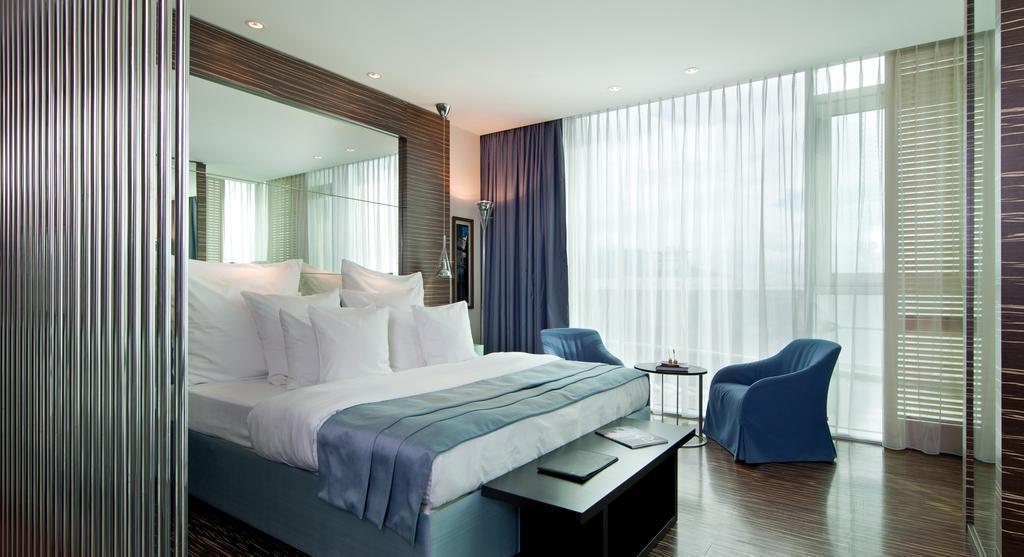 Изображение Romeo 5*