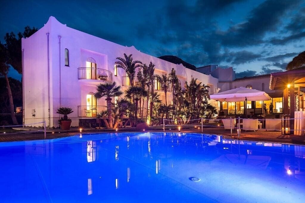 Отель Orsa Maggiore 3*