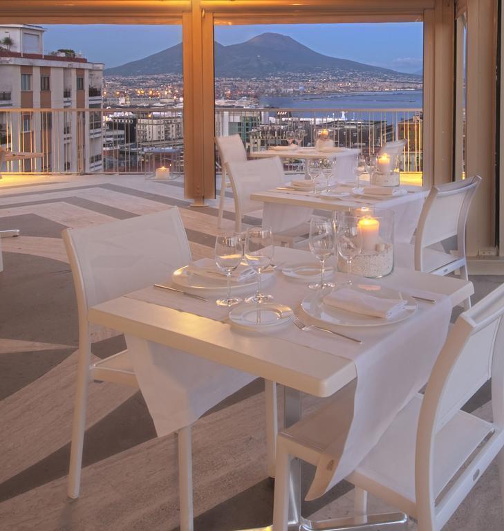 Фотография Renaissance Naples Hotel Mediterraneo 4*