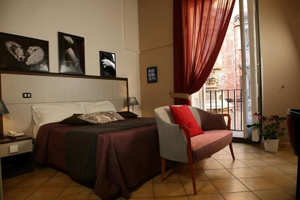 Отель Caravaggio Hotel 3*