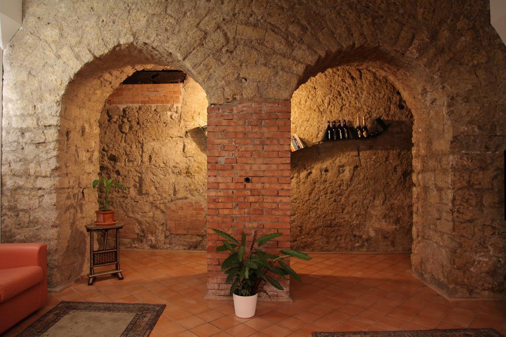 Готель Caravaggio Hotel 3*