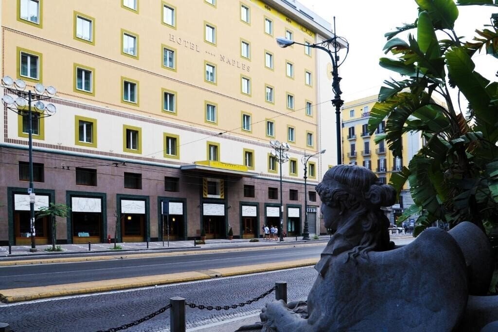 Готель Hotel Naples 4*