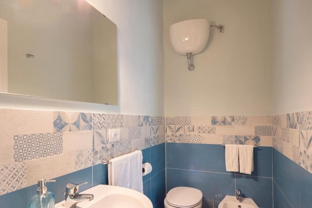 Фотографія B&B dei Decumani di Napoli 3*
