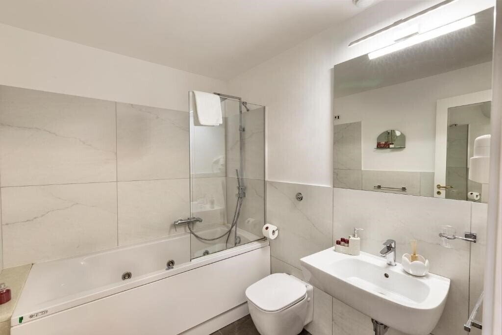 Картинка Art Resort Galleria Umberto 4*