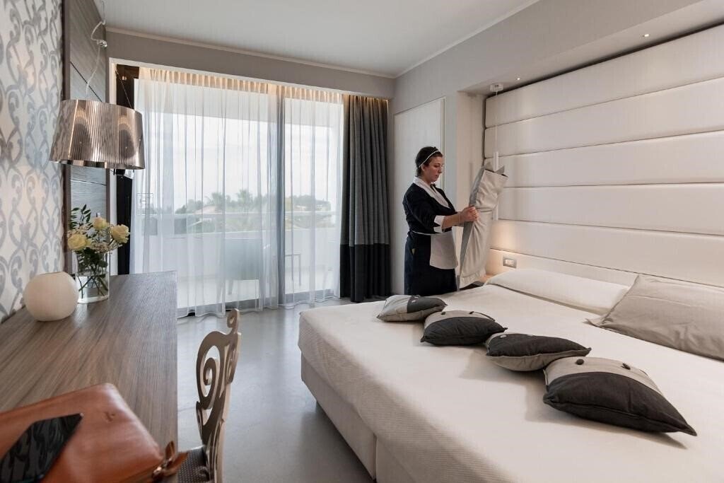 Фото Mec Paestum Hotel 5*