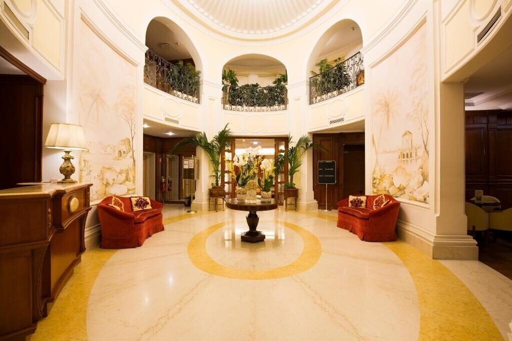 Готель Palazzo Alabardieri 4*