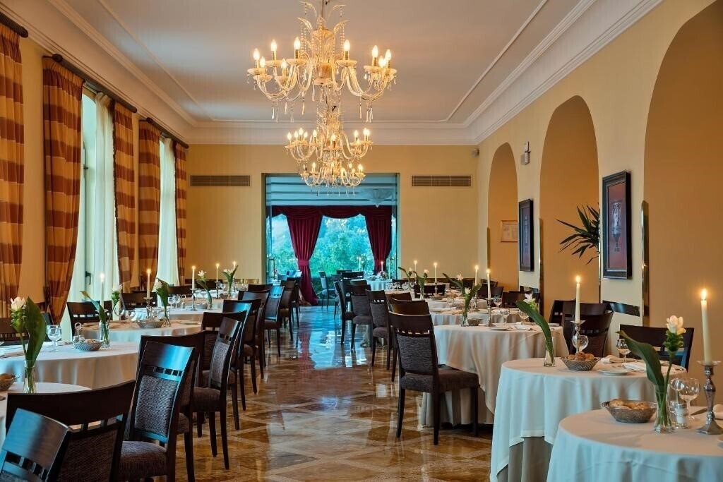 Картинка Due Golfi Grand Hotel (Massa Lubrense) 4*