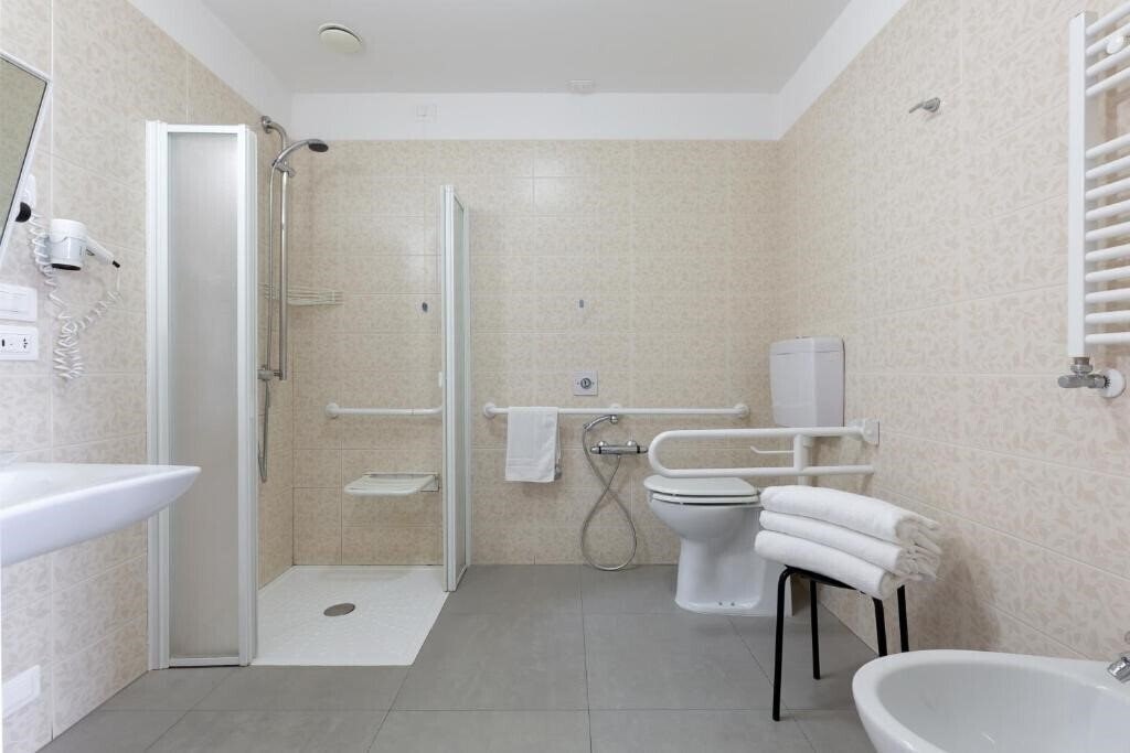 Фотографія Cristina (Napoli) 3*